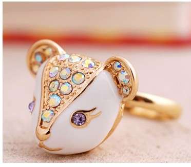 Vintage so cute crystal bear adjustable ring