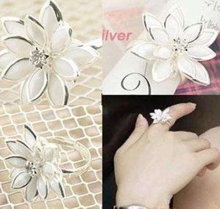 Camellia white crystal lotus flower ring size 7 & 8