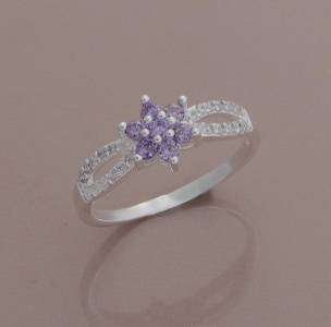 Sterling silver purple amethyst ring size 8