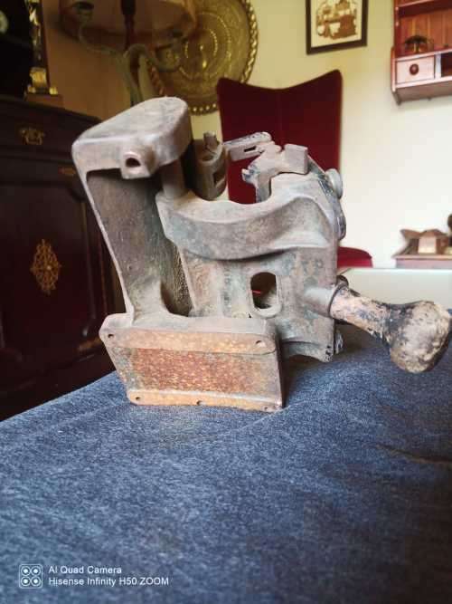 Vintage Yale Key Cutter