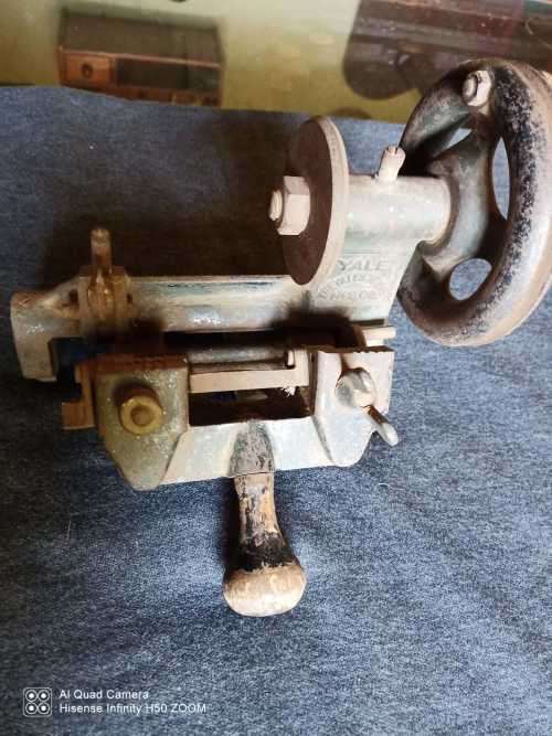 Vintage Yale Key Cutter
