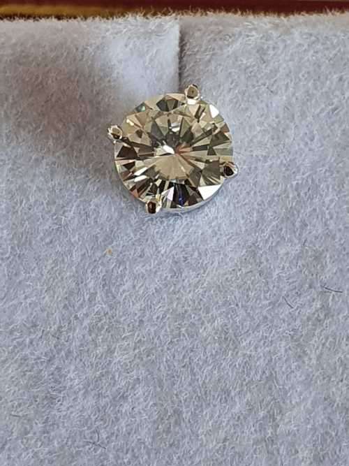 1.00 Carat BRILLIANT ROUND DIAMOMD EARRINGS STUDS ON WHITE GOLD