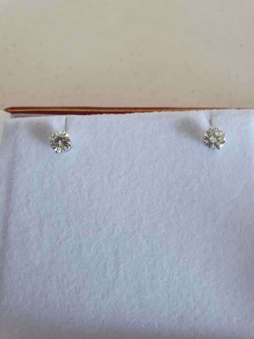 1.00 Carat BRILLIANT ROUND DIAMOMD EARRINGS STUDS ON WHITE GOLD