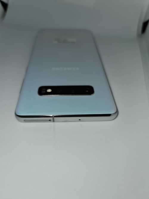 Samsung Galaxy S10 Plus 128GB Prism White Dual SIM Factory Unlocked 18 months  warranty
