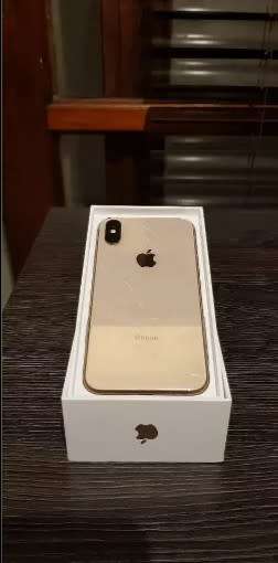 iPhone XS