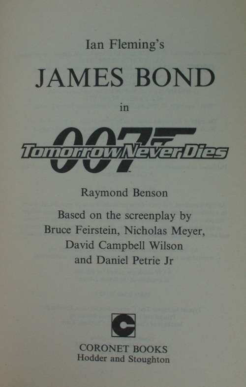 Book - Tomorrow Never Dies - James Bond - 1997 1st ed