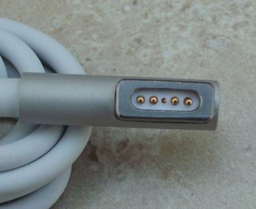 Apple Laptop charger 14,5V 3,1A 45W L shape