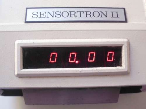 Ainsworth Diamond/Gold Scale Digital - Vintage - USA