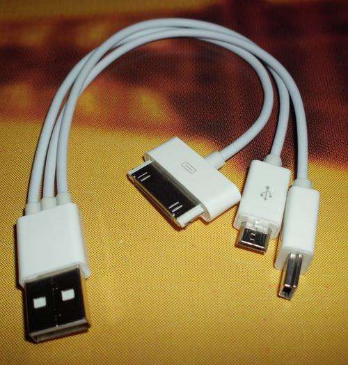 Usb data cable 3-1 with usb micro, mini and Samsung tablet points.