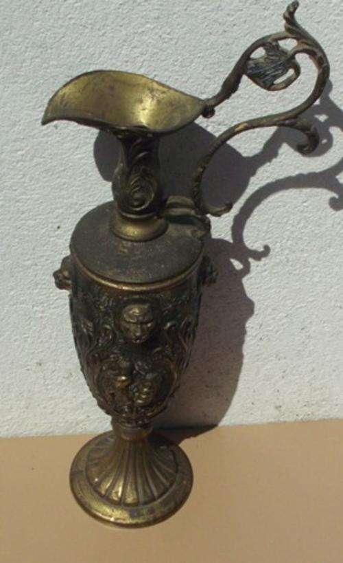 Solid metal urn\vase from italy
