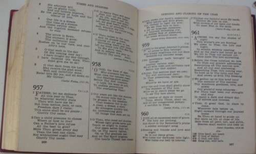 Bible/Book -The Methodist Hymn Book -1954-1,040 Pages-Pocket-Leather