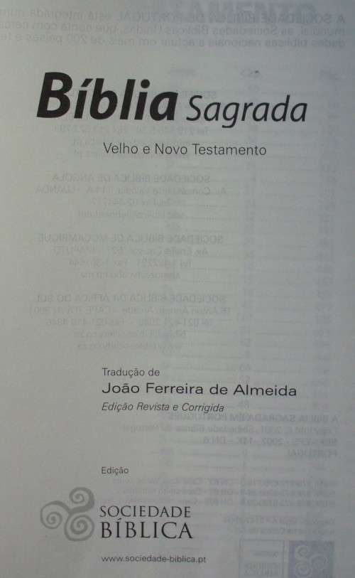 Bible - Biblia Sagrada - Portuguese - 2001 - Mint