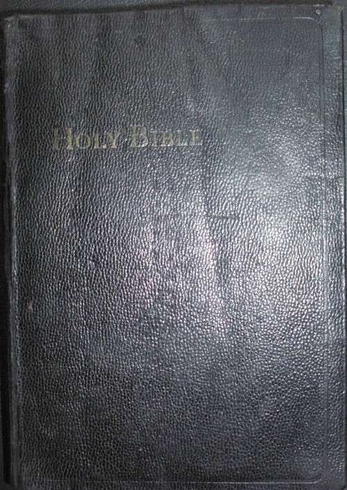 Bible - The Holy Bible - The World Publishing Company - USA - Vintage - Undated