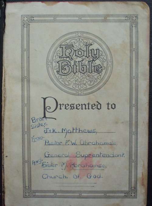 Bible - The Holy Bible - The World Publishing Company - USA - Vintage - Undated