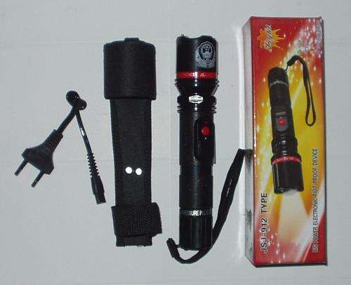 stunguns with torch.