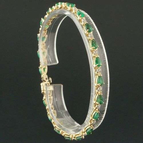 LUXURY 14K SOLID YELLOW GOLD 35 CTTW EMERALD and DIAMOND TENNIS BRACELET