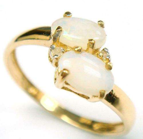 STUNNING 9CT YELLOW GOLD OVAL OPAL and DIAMOND RING Reserved for Moonshadow