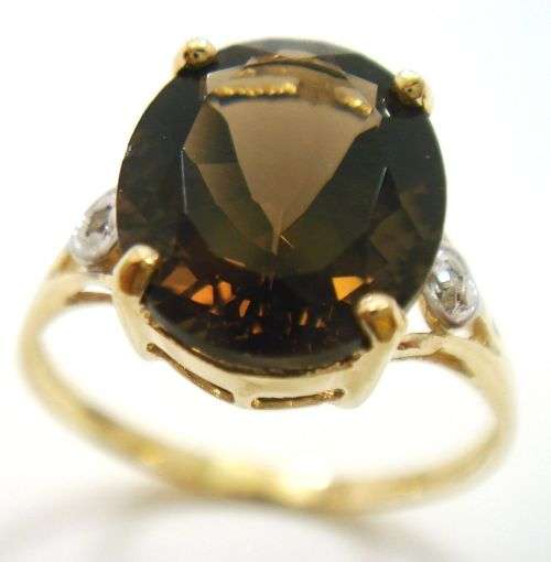 STUNNING 9CT SOLID YELLOW GOLD NATURAL SMOKY TOPAZ and DIAMOND RING (INVEST NOW IN GOLD)