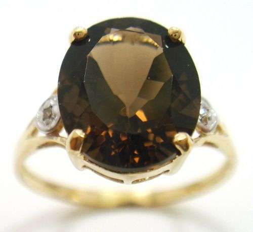STUNNING 9CT SOLID YELLOW GOLD NATURAL SMOKY TOPAZ and DIAMOND RING (INVEST NOW IN GOLD)