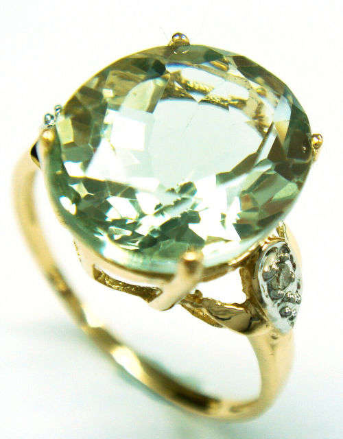 STUNNING 9CT SOLID YELLOW GOLD NATURAL GREEN AMETHYST and DIAMOND RING (INVEST NOW IN GOLD)