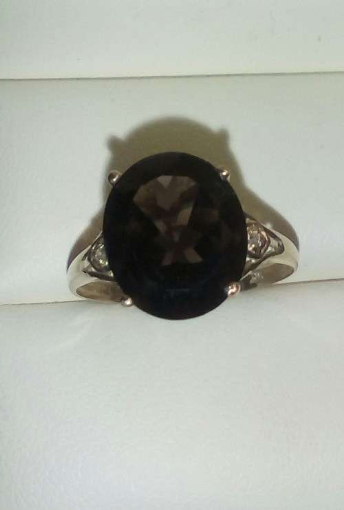 STUNNING 9CT SOLID YELLOW GOLD NATURAL SMOKY TOPAZ and DIAMOND RING (INVEST NOW IN GOLD)