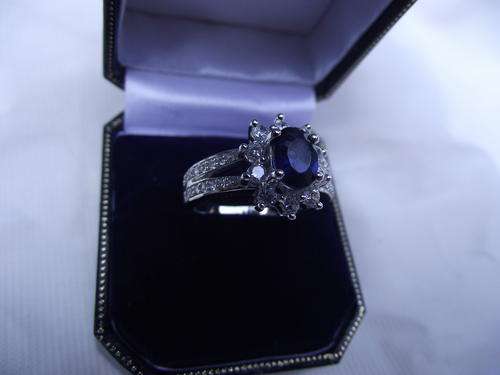 **STUNNING** S/SAPHIRE 925 STERLING SILVER RING SIZE 1 X Q . ONLY 1 LEFT .