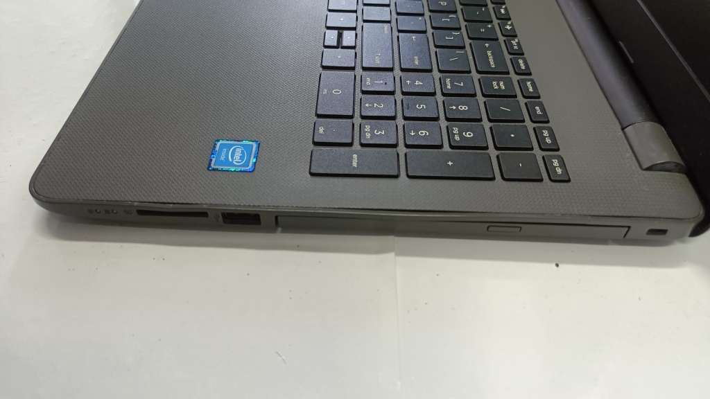 HP 250 G6 laptop