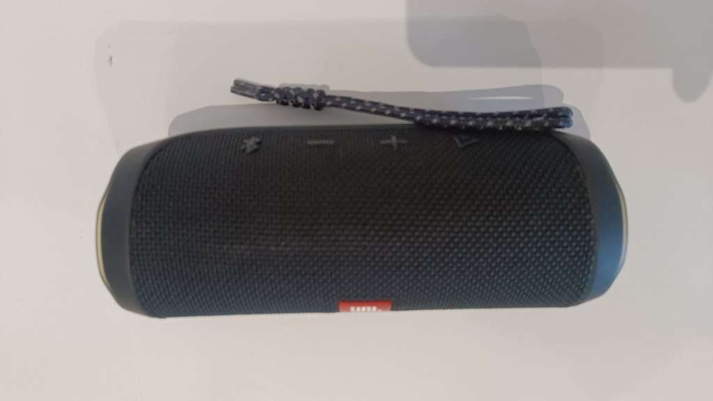 JBL Flip 4 (original)