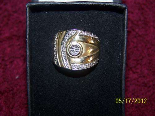 9CT GOLD RING WITH DIAMONDS - NEW