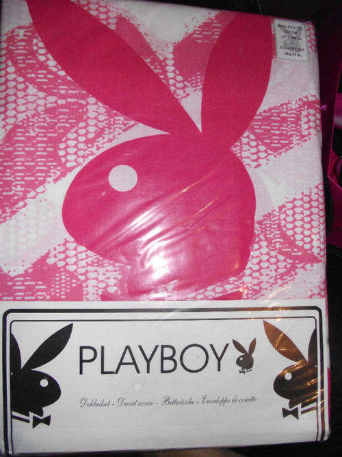PLAYBOY SINGLE DUVET SET - NEW