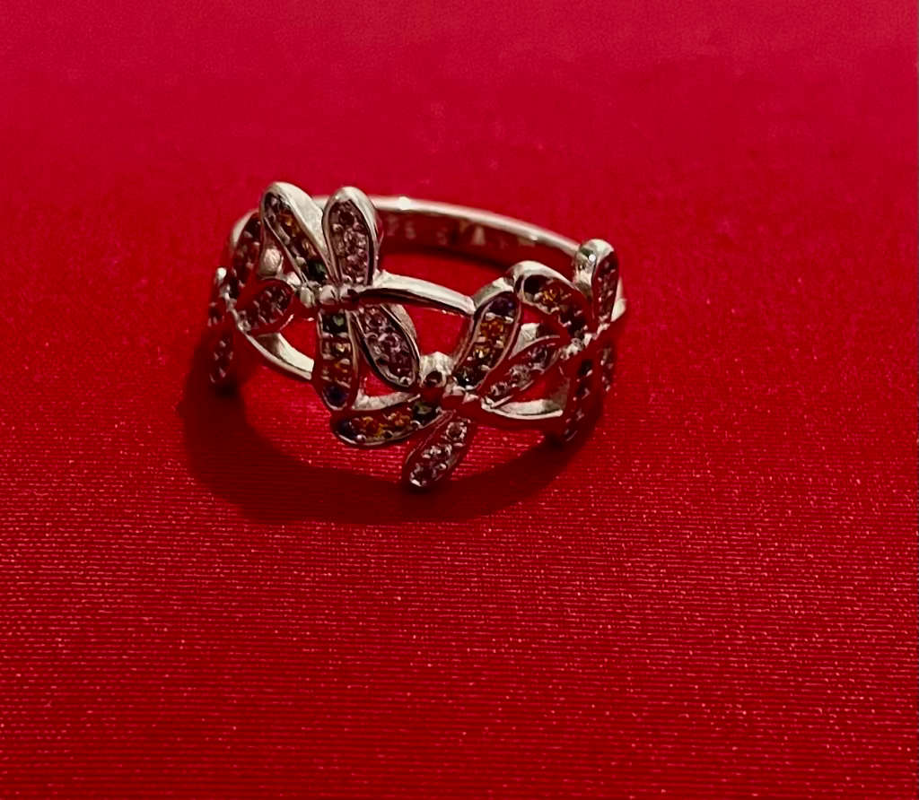 BRAND NEW - Stunning Sterling Silver Dragonfly Zirconia Ring