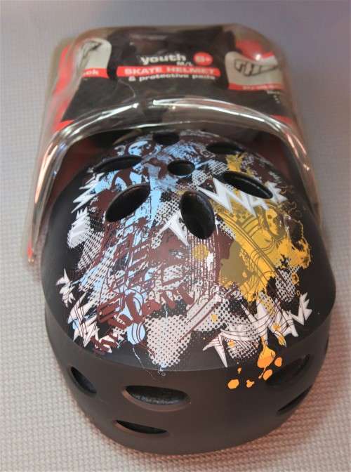 Skate Helmet Protective Set - New - Imported from UK