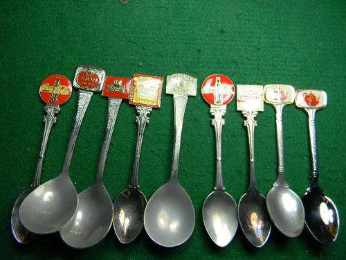 9 Lovely collector spoons for a Bar collector. In excellent condition.
