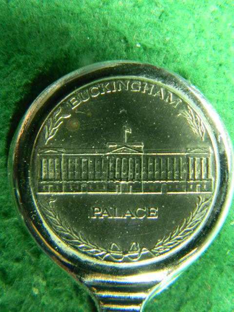 Buckingham Palace Silver plated in excellent condition
