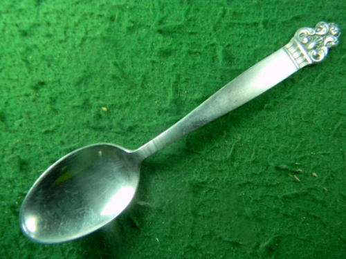 Souvenir spoon as per pictures (been nm 40 )See markings  Silver plated in good condition