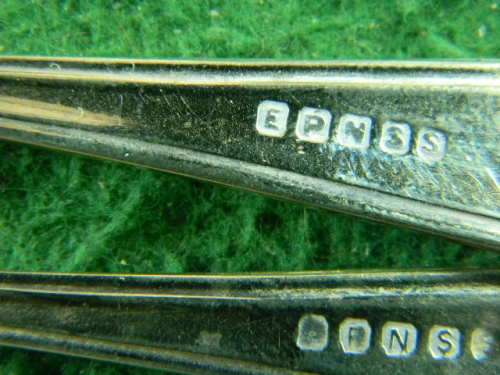 2 forks as per pictures silver plated  in good condition