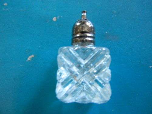 8 Antique Salt and peper pots in origanal box.box show wear Sapo R70.00 fastway R120.00 no combining