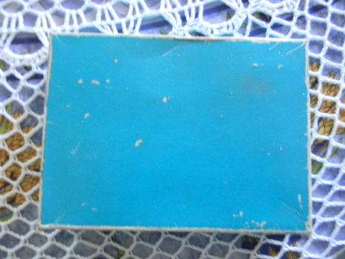 8 Antique Salt and peper pots in origanal box.box show wear Sapo R70.00 fastway R120.00 no combining