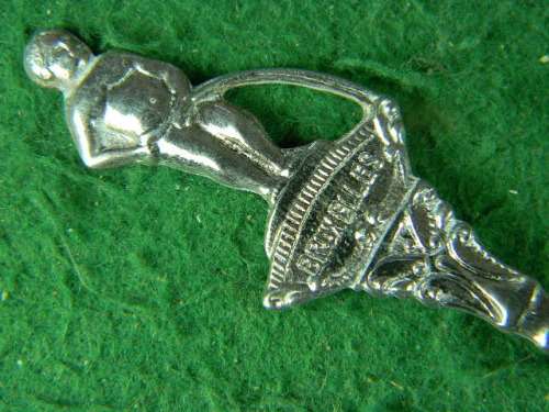 Bruxelles spoon show mark in spoon