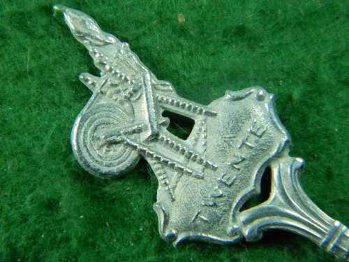 Twente spinning wheel Gero 90 silver in good condition