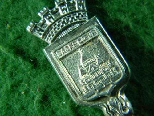 Sagrecoeur with hallmark in good condition