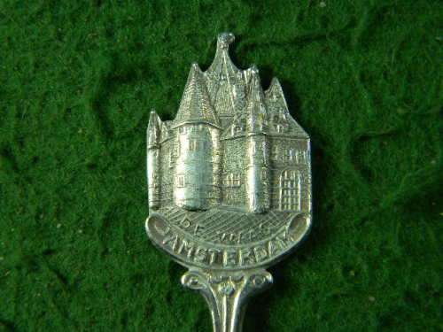 Amsterdam spoon in good  condition as per pictures 90 silver plated