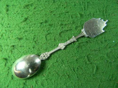 Amsterdam spoon in good  condition as per pictures 90 silver plated