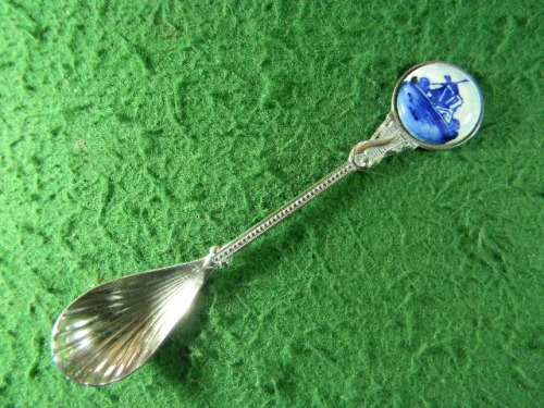 Delft windmill in good condition silver plated As per pictures