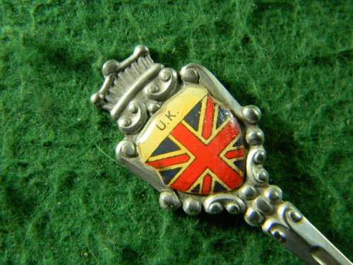 U.K. spoon silver plated  in good  condition  As per pictures
