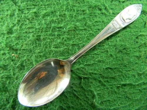 Coronation 1953 silver plated spoon  in good condition As per pictures