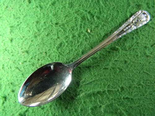 Coronation  (E)1953 silver plated spoon  in good condition As per pictures