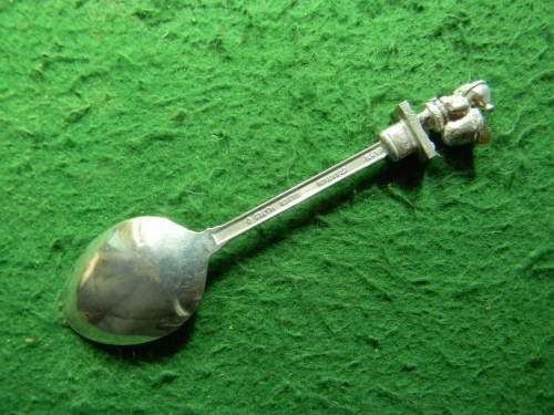Christmas Father merry Christmas silver plated  spoon as per pictures in good condition