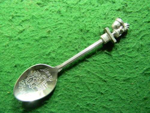 Christmas Father merry Christmas silver plated  spoon as per pictures in good condition