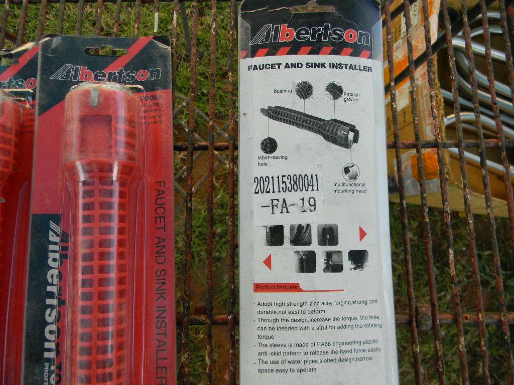 3 in one spanner for under wash basin